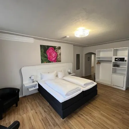 Brauereigasthof Baeren Hotel *