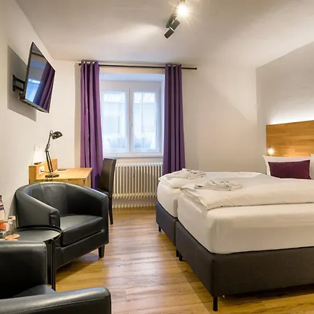 Brauereigasthof Baeren Hotel *